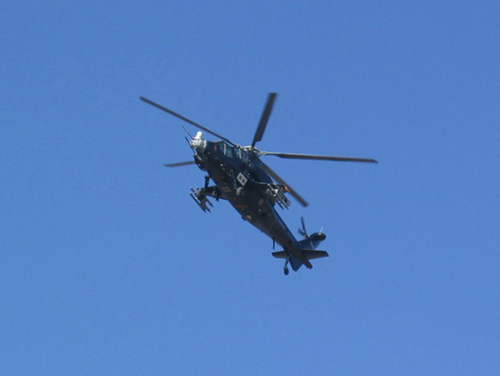 资料图:中国武直-10攻击直升机 资料图:中国武直-10攻击直升机