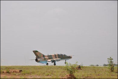 资料图:出口尼日利亚的歼7战斗机 资料图:出口尼日利亚的歼7战斗机