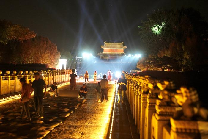 卢沟桥亮灯仪式在北京举行