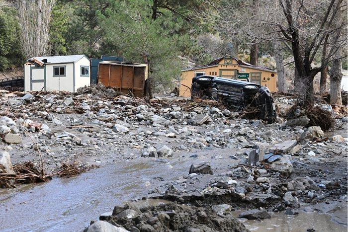 美国加州赖特伍德遭遇风暴