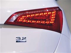 ����֮�� ���ڰµ� ����µ�q5 09�� 3.2 quattro