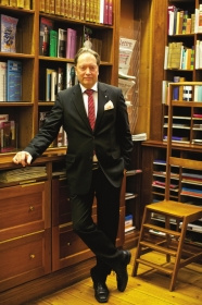 诺奖评委:莫言获奖是五个人的竞争而不是两人